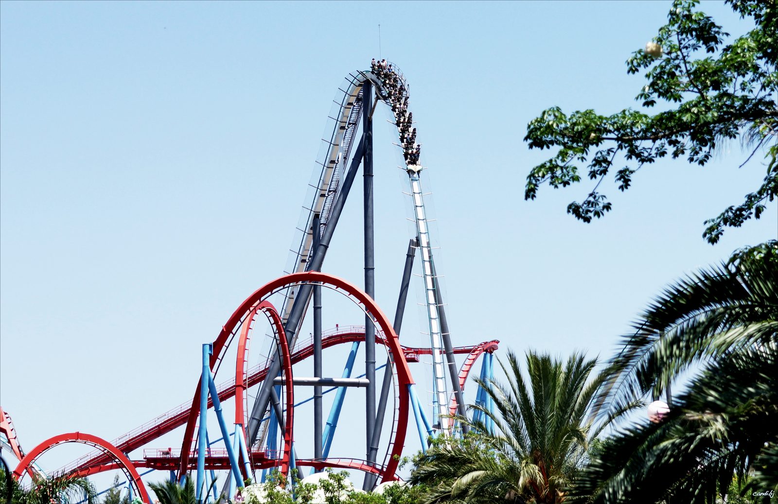 Shambhala drop at PortAventura